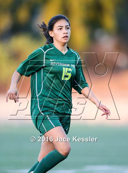 Thumbnail 1 in Moorpark vs. Poly - CIF SS D4 Quarterfinal photogallery.