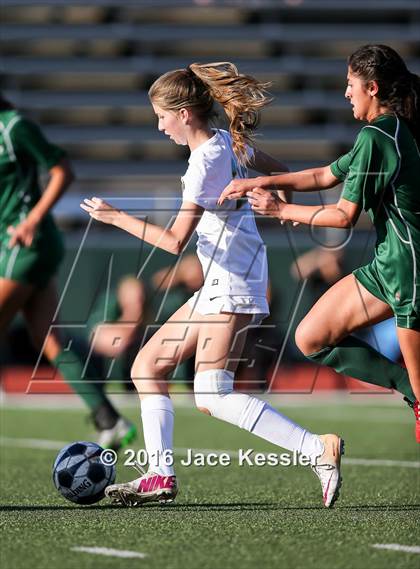 Thumbnail 1 in Moorpark vs. Poly - CIF SS D4 Quarterfinal photogallery.
