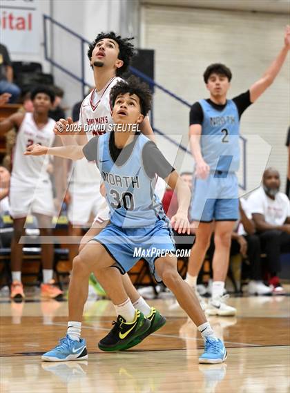 Thumbnail 2 in Clovis North vs. Saint Mary's (Gridley Invitational) photogallery.