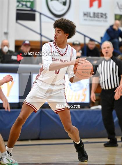 Thumbnail 2 in Clovis North vs. Saint Mary's (Gridley Invitational) photogallery.