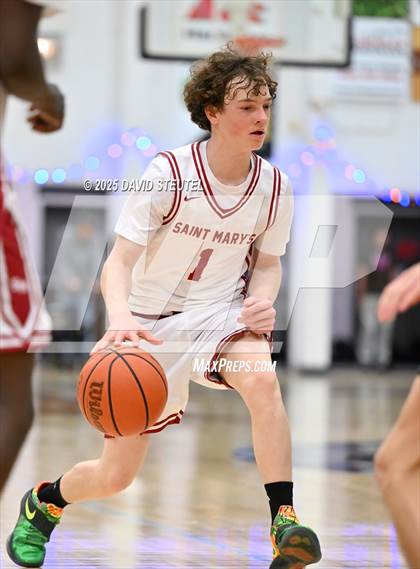 Thumbnail 1 in Clovis North vs. Saint Mary's (Gridley Invitational) photogallery.