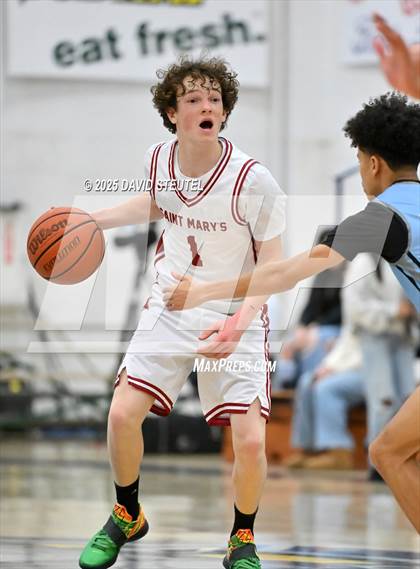 Thumbnail 3 in Clovis North vs. Saint Mary's (Gridley Invitational) photogallery.