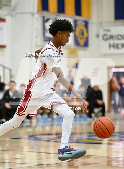 Thumbnail 1 in Clovis North vs. Saint Mary's (Gridley Invitational) photogallery.