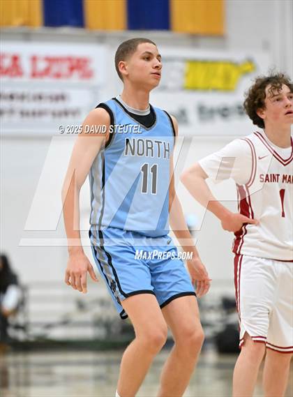 Thumbnail 2 in Clovis North vs. Saint Mary's (Gridley Invitational) photogallery.