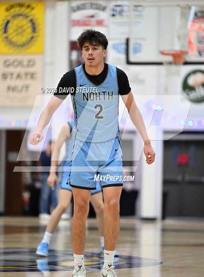 Thumbnail 1 in Clovis North vs. Saint Mary's (Gridley Invitational) photogallery.