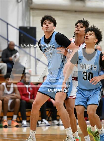 Thumbnail 2 in Clovis North vs. Saint Mary's (Gridley Invitational) photogallery.