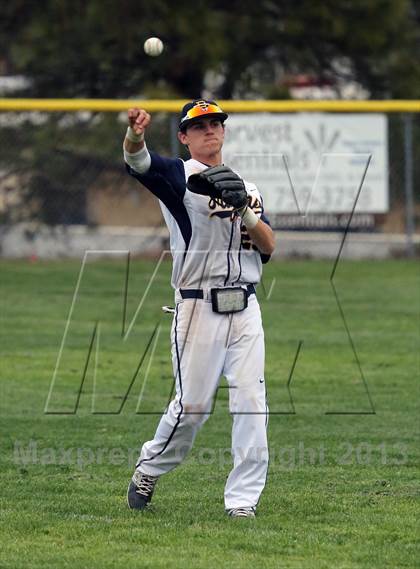 Thumbnail 3 in Elk Grove @ Oak Ridge photogallery.