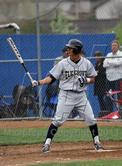 Thumbnail 3 in Elk Grove @ Oak Ridge photogallery.