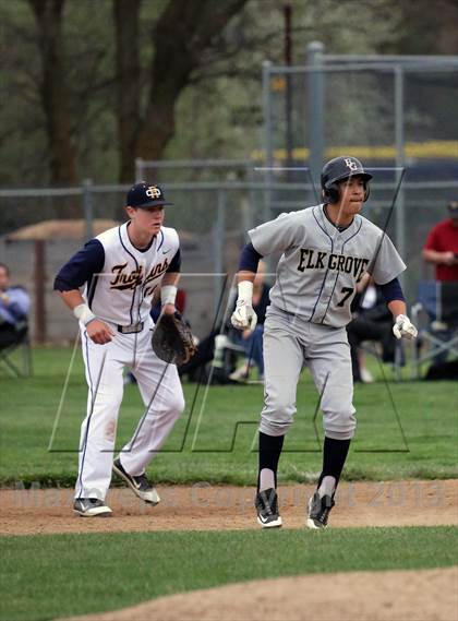 Thumbnail 2 in Elk Grove @ Oak Ridge photogallery.