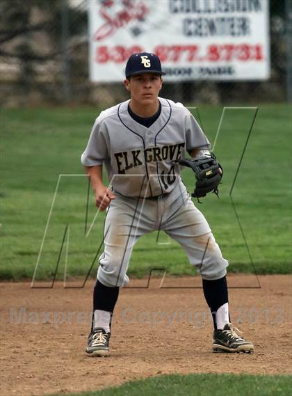 Thumbnail 1 in Elk Grove @ Oak Ridge photogallery.