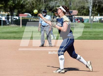 Thumbnail 2 in Dos Pueblos vs. Agoura photogallery.