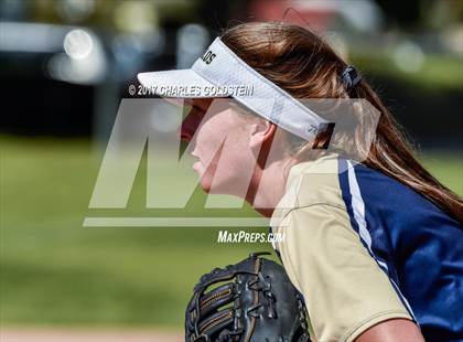 Thumbnail 2 in Dos Pueblos vs. Agoura photogallery.
