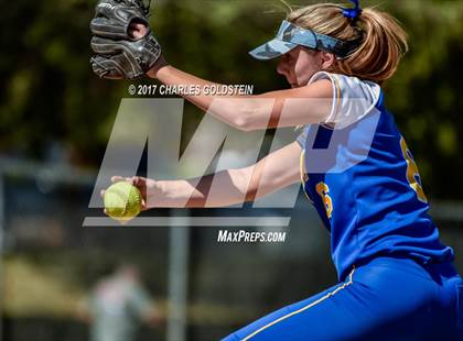 Thumbnail 2 in Dos Pueblos vs. Agoura photogallery.