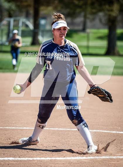 Thumbnail 1 in Dos Pueblos vs. Agoura photogallery.