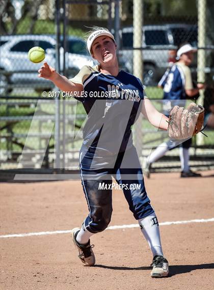 Thumbnail 3 in Dos Pueblos vs. Agoura photogallery.