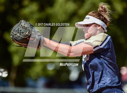 Thumbnail 2 in Dos Pueblos vs. Agoura photogallery.