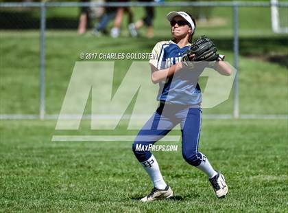 Thumbnail 3 in Dos Pueblos vs. Agoura photogallery.