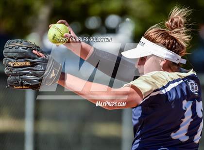 Thumbnail 3 in Dos Pueblos vs. Agoura photogallery.