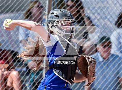 Thumbnail 3 in Dos Pueblos vs. Agoura photogallery.