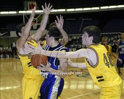 Thumbnail 3 in Crespi vs. Fountain Valley (Nike Extravaganza) photogallery.