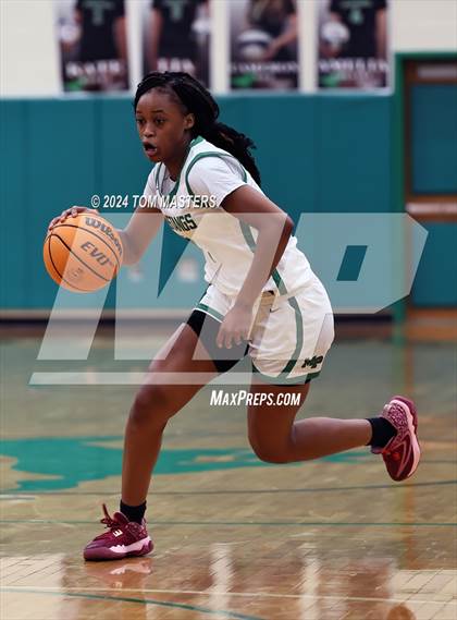 Thumbnail 2 in Myers Park vs. Hickory Ridge photogallery.