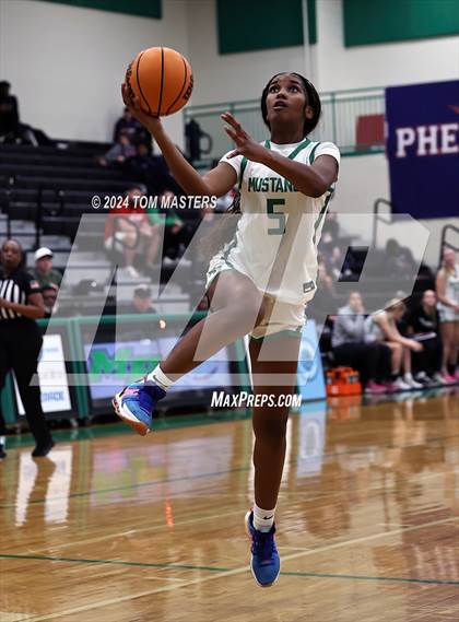 Thumbnail 3 in Myers Park vs. Hickory Ridge photogallery.