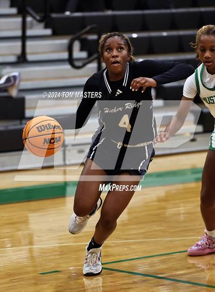 Thumbnail 3 in Myers Park vs. Hickory Ridge photogallery.