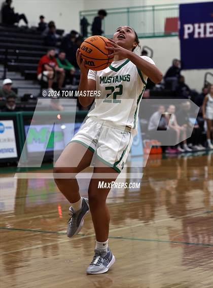 Thumbnail 3 in Myers Park vs. Hickory Ridge photogallery.