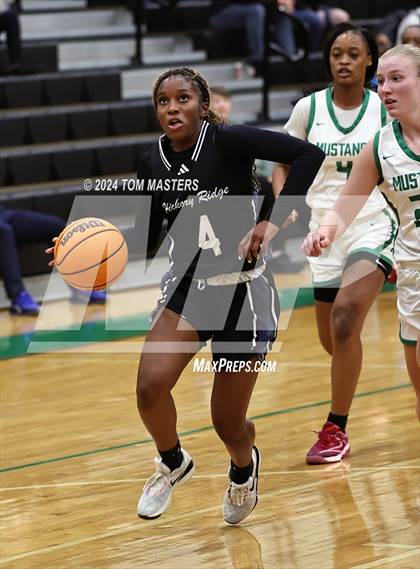 Thumbnail 3 in Myers Park vs. Hickory Ridge photogallery.