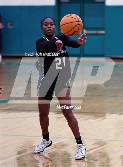 Thumbnail 1 in Myers Park vs. Hickory Ridge photogallery.