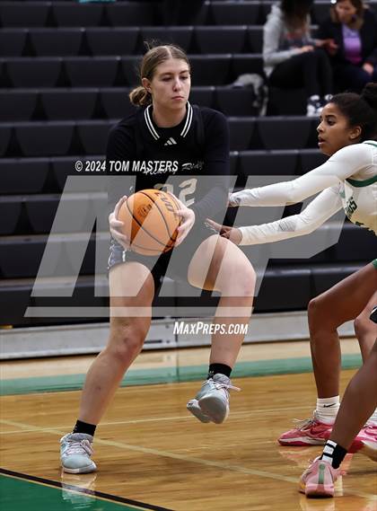 Thumbnail 2 in Myers Park vs. Hickory Ridge photogallery.