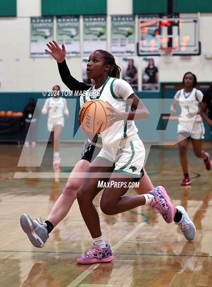 Thumbnail 1 in Myers Park vs. Hickory Ridge photogallery.