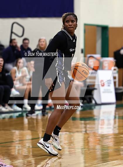 Thumbnail 2 in Myers Park vs. Hickory Ridge photogallery.