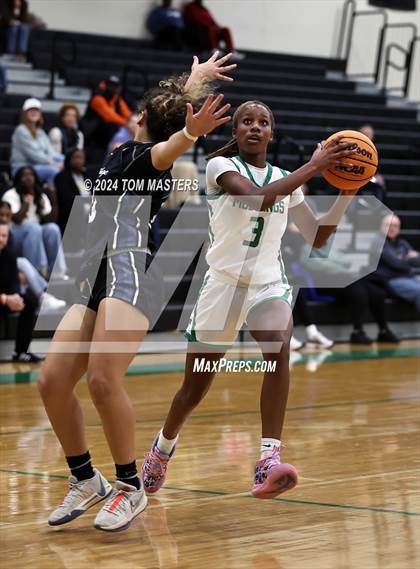 Thumbnail 3 in Myers Park vs. Hickory Ridge photogallery.