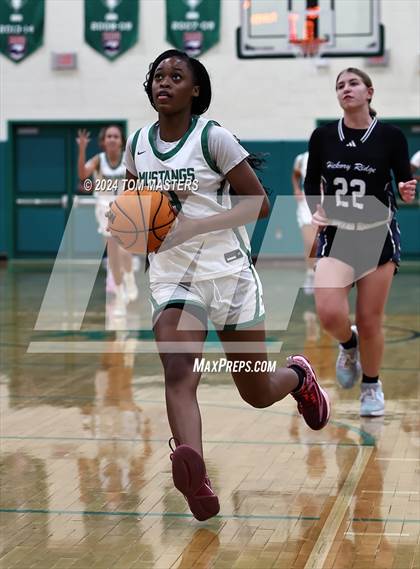 Thumbnail 3 in Myers Park vs. Hickory Ridge photogallery.