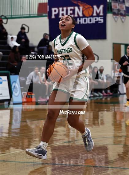 Thumbnail 2 in Myers Park vs. Hickory Ridge photogallery.