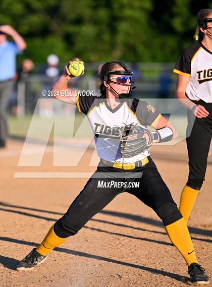 Thumbnail 3 in Blue Mountain @ Northwestern Lehigh (PIAA 4A Semifinal) photogallery.