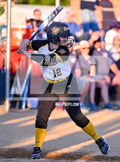Thumbnail 2 in Blue Mountain @ Northwestern Lehigh (PIAA 4A Semifinal) photogallery.