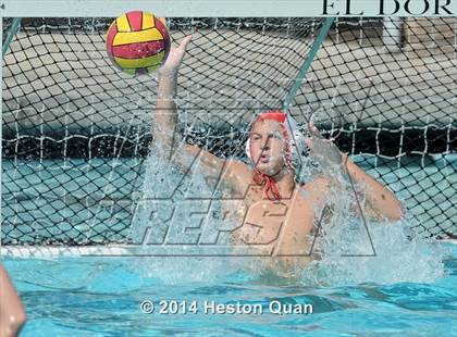 Thumbnail 3 in Palos Verdes vs Peninsula (Weisz Cup) photogallery.
