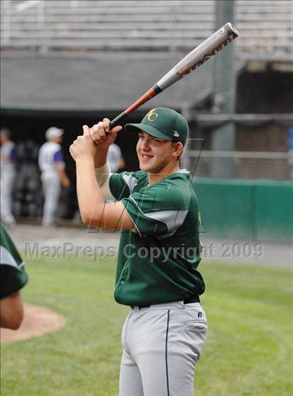 Thumbnail 1 in Holy Cross vs Ellington (CIAC Class M Semifinal) photogallery.