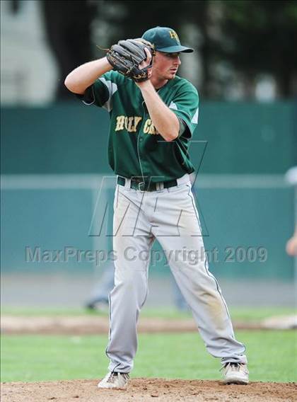 Thumbnail 2 in Holy Cross vs Ellington (CIAC Class M Semifinal) photogallery.