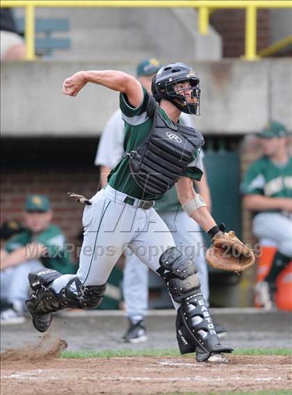 Thumbnail 1 in Holy Cross vs Ellington (CIAC Class M Semifinal) photogallery.