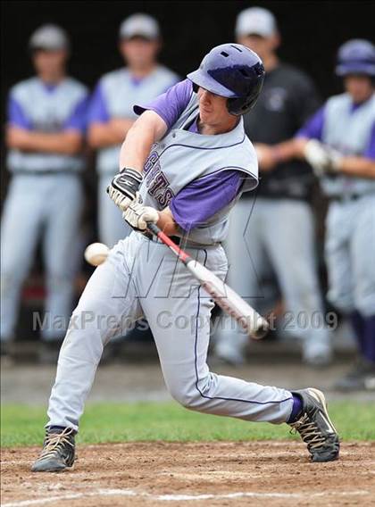 Thumbnail 1 in Holy Cross vs Ellington (CIAC Class M Semifinal) photogallery.