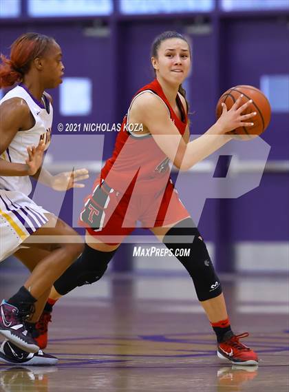 Thumbnail 3 in Troy vs. Lynwood photogallery.