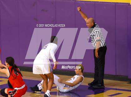 Thumbnail 1 in Troy vs. Lynwood photogallery.