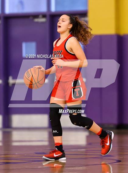 Thumbnail 3 in Troy vs. Lynwood photogallery.