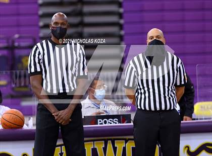 Thumbnail 3 in Troy vs. Lynwood photogallery.