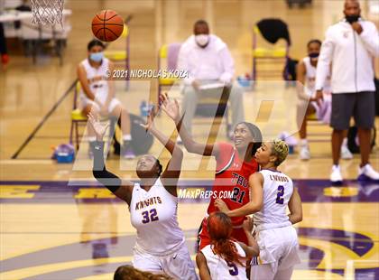 Thumbnail 1 in Troy vs. Lynwood photogallery.