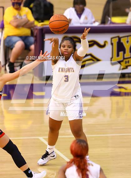 Thumbnail 1 in Troy vs. Lynwood photogallery.