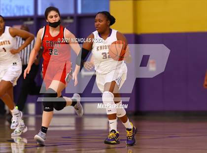 Thumbnail 2 in Troy vs. Lynwood photogallery.